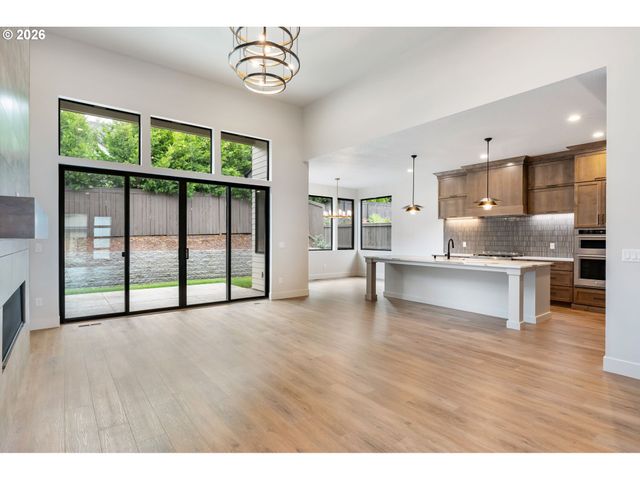 10710 Se 13TH Cir, Vancouver, WA 98664