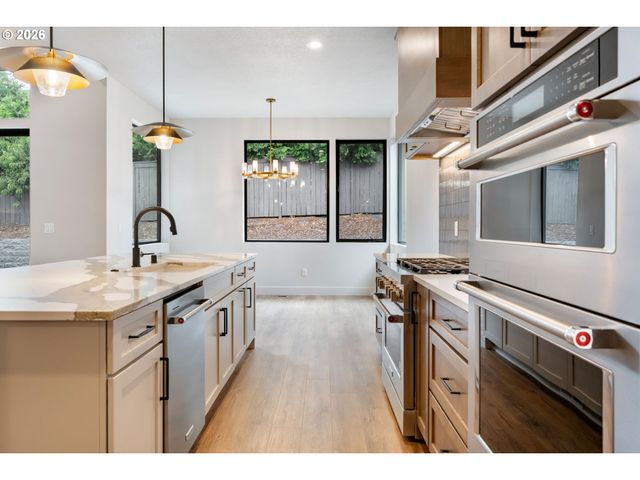 10710 Se 13TH Cir, Vancouver, WA 98664