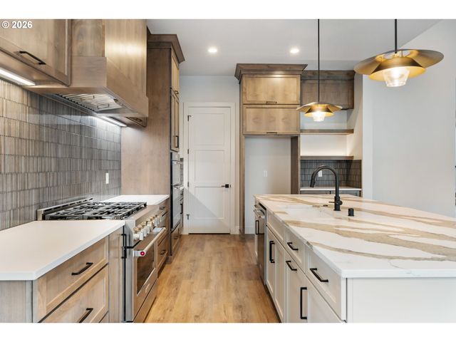 10710 Se 13TH Cir, Vancouver, WA 98664