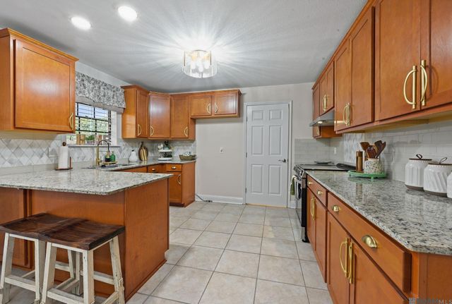 14741 Saddle Ave, Baton Rouge, LA 70818