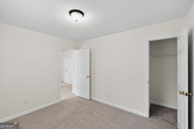 5546 NW Hurstcliffe Drive, Kennesaw, GA 30152