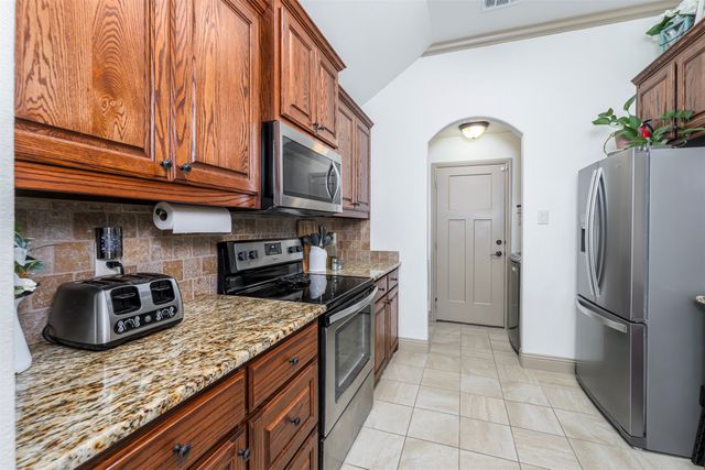 1905 Town Creek Circle, Weatherford, TX 76086