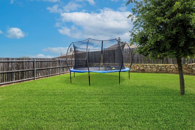 1905 Town Creek Circle, Weatherford, TX 76086