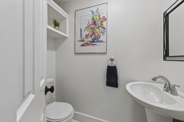 26 School St. 210, Hull, MA 02045