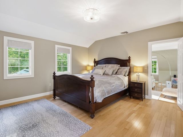 75 Spring Grove Rd, Andover, MA 01810
