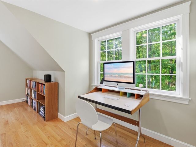 75 Spring Grove Rd, Andover, MA 01810