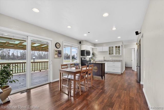 395 Nichols Drive, Saline, MI 48176