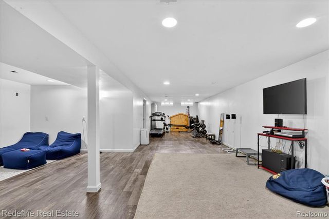 395 Nichols Drive, Saline, MI 48176