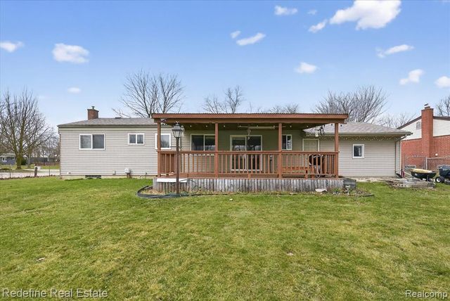 395 Nichols Drive, Saline, MI 48176