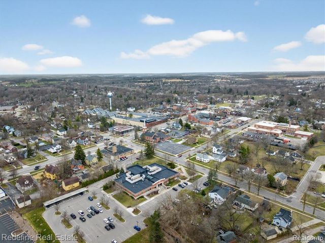 395 Nichols Drive, Saline, MI 48176