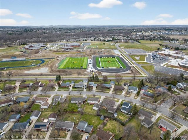 395 Nichols Drive, Saline, MI 48176