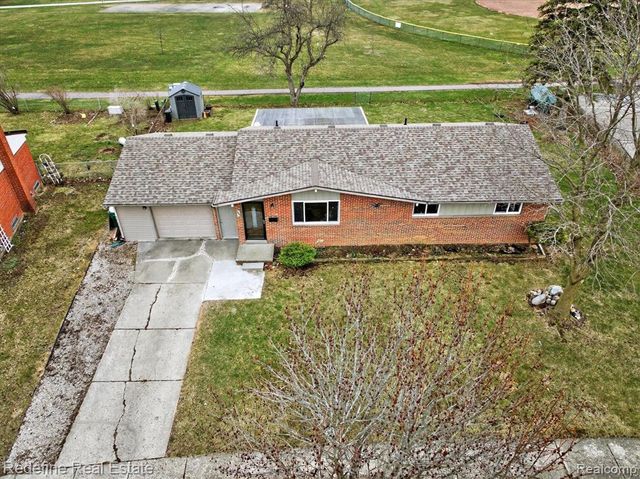 395 Nichols Drive, Saline, MI 48176
