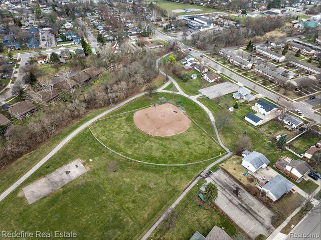 395 Nichols Drive, Saline, MI 48176