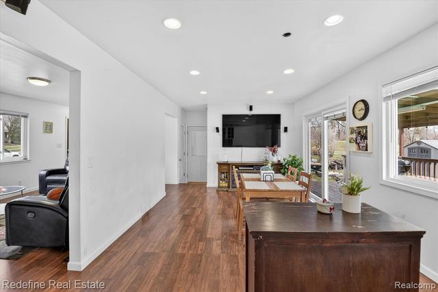 395 Nichols Drive, Saline, MI 48176