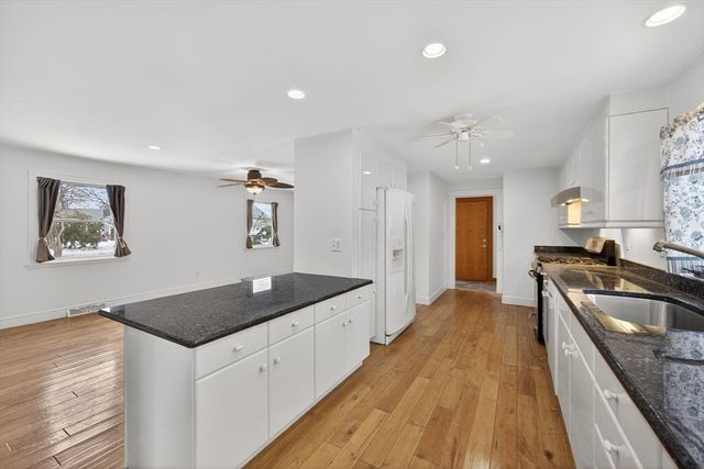 20 Salt Works Road, Wareham, MA 02532