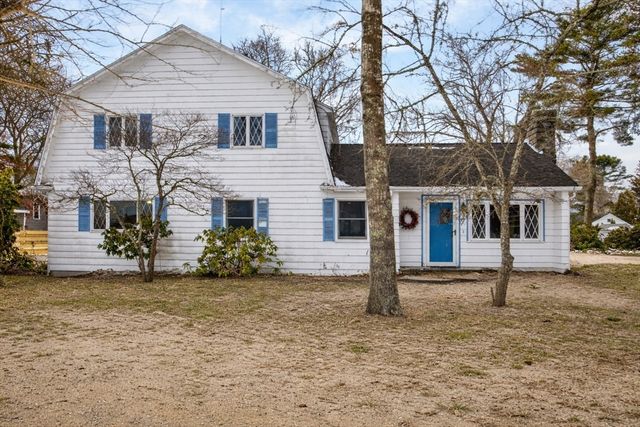 20 Salt Works Road, Wareham, MA 02532