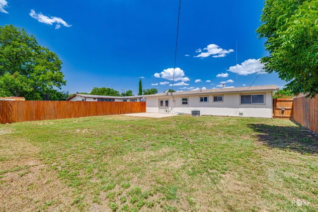 2215 Chapman Street, San Angelo, TX 76901