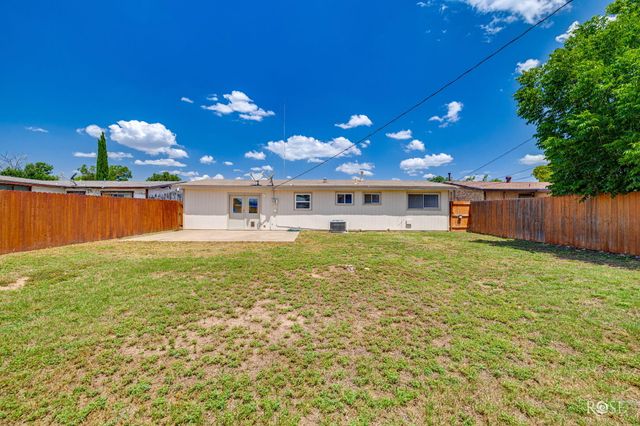 2215 Chapman Street, San Angelo, TX 76901