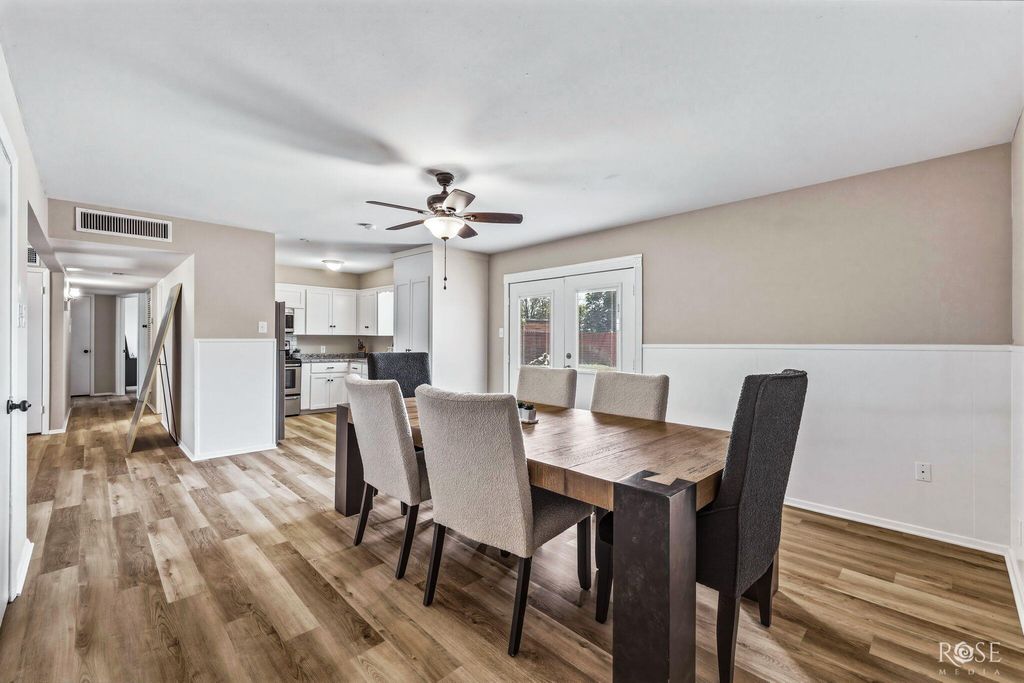 Image 9 of property listing at 2215 Chapman Street, San Angelo, TX 76901