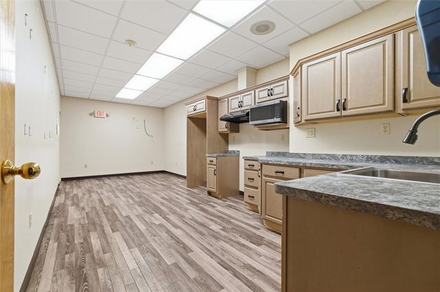 221 W 8th Ave, West Homestead, PA 15120