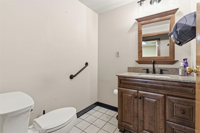 221 W 8th Ave, West Homestead, PA 15120