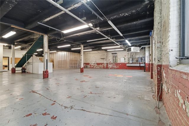 221 W 8th Ave, West Homestead, PA 15120