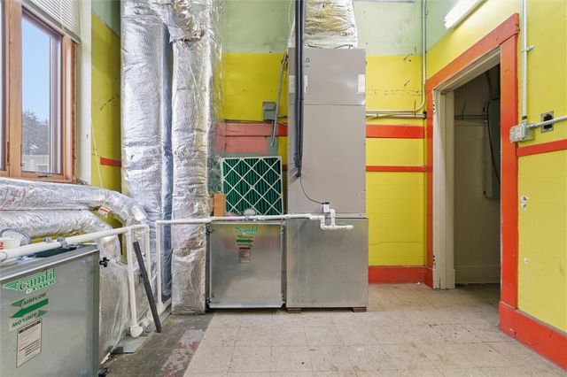 221 W 8th Ave, West Homestead, PA 15120