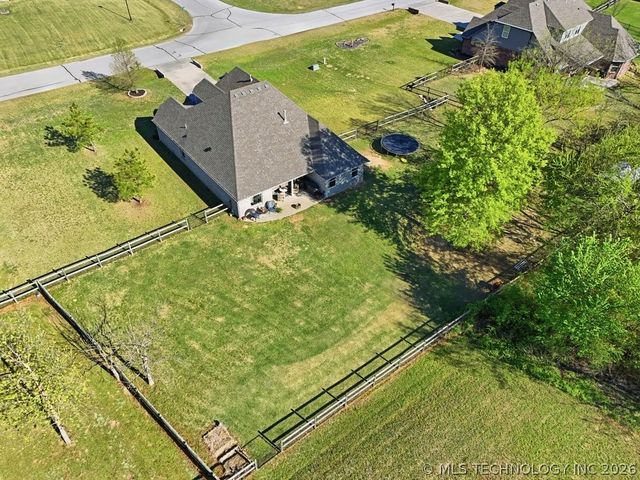 8804 N 63rd East Avenue, Owasso, OK 74055