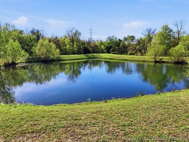 8804 N 63rd East Avenue, Owasso, OK 74055