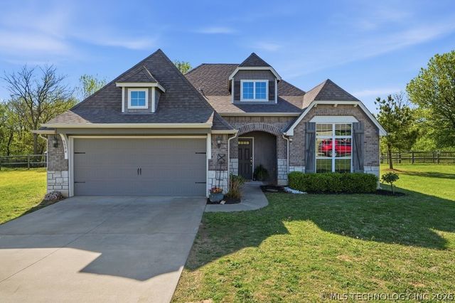 8804 N 63rd East Avenue, Owasso, OK 74055