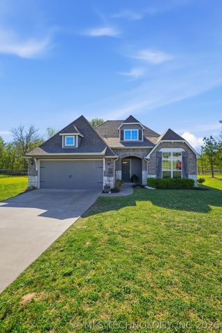 8804 N 63rd East Avenue, Owasso, OK 74055