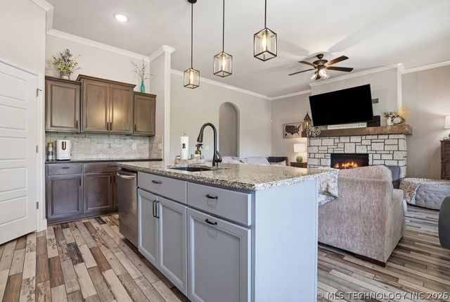 8804 N 63rd East Avenue, Owasso, OK 74055