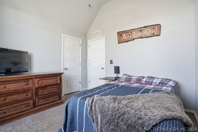 8804 N 63rd East Avenue, Owasso, OK 74055
