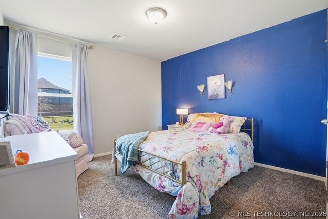 8804 N 63rd East Avenue, Owasso, OK 74055