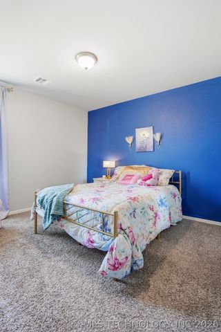 8804 N 63rd East Avenue, Owasso, OK 74055