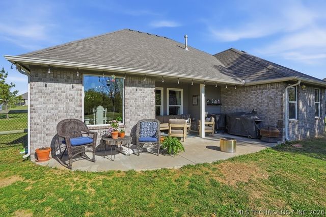 8804 N 63rd East Avenue, Owasso, OK 74055