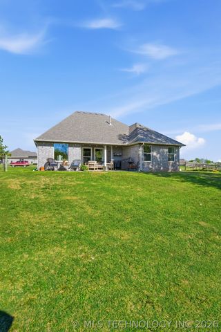 8804 N 63rd East Avenue, Owasso, OK 74055