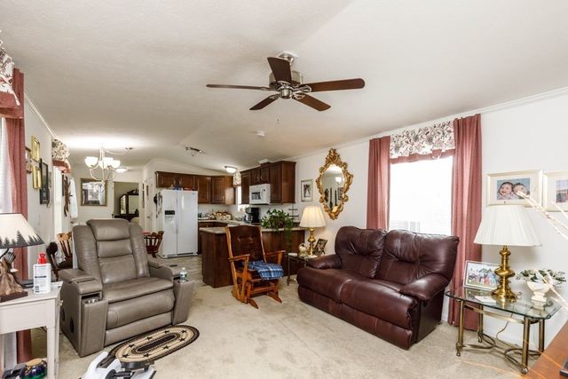 556 Central Street 11, Leominster, MA 01453