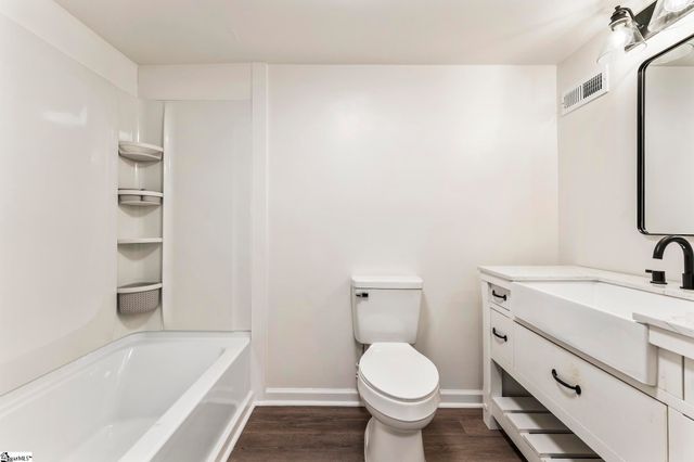 118 Southview Drive, Central, SC 29630