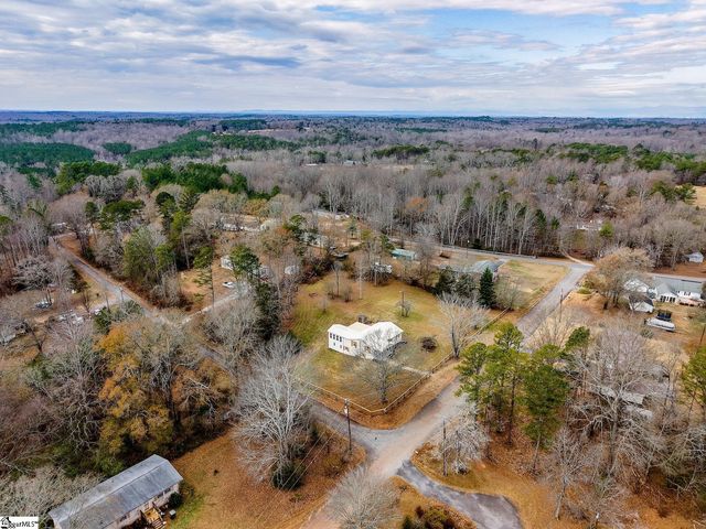 118 Southview Drive, Central, SC 29630