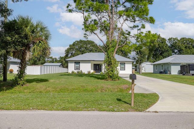 1014 SW 11th Street, Okeechobee, FL 34974