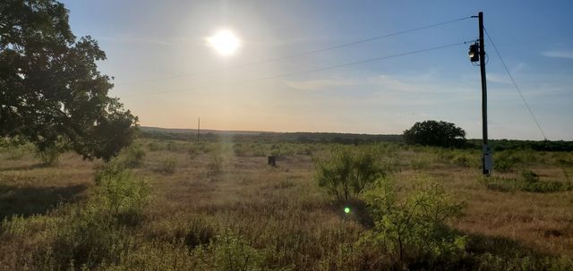 956 Cr-1990, Chico, TX 76431