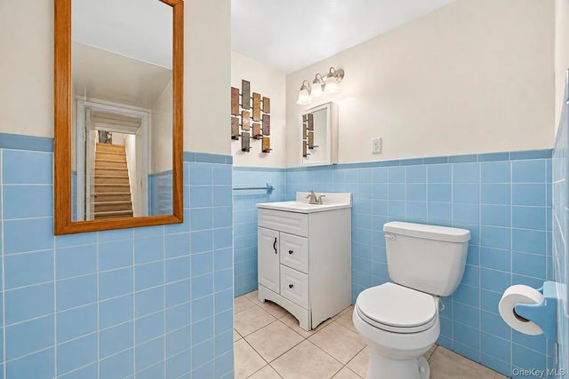 33 Claridge Avenue, Elmont, NY 11003
