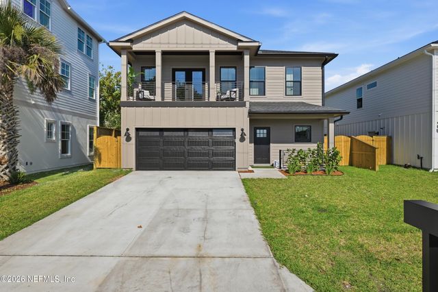 808 4TH Street S, Jacksonville Beach, FL 32250