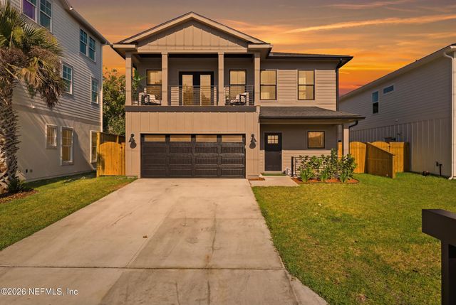 808 4TH Street S, Jacksonville Beach, FL 32250