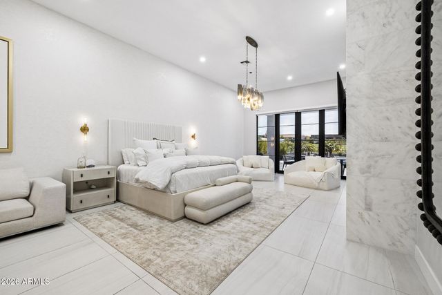 7130 E SADDLEBACK Street 11, Mesa, AZ 85207