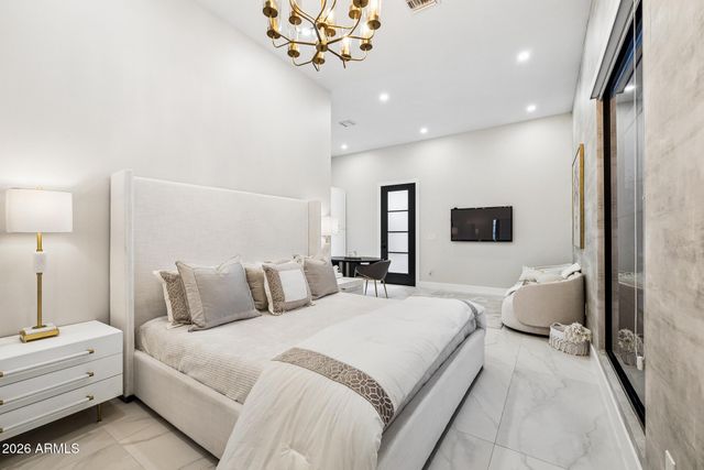 7130 E SADDLEBACK Street 11, Mesa, AZ 85207