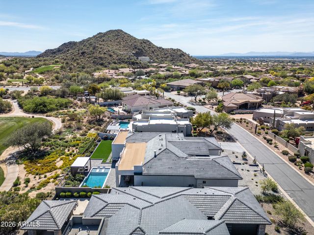 7130 E SADDLEBACK Street 11, Mesa, AZ 85207