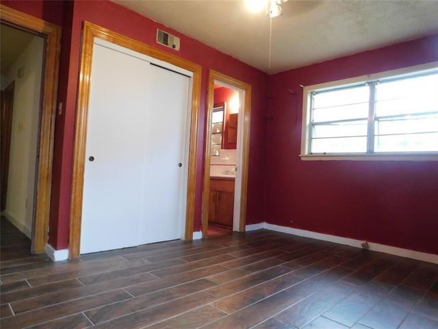 402 Cavalier Lane, Pasadena, TX 77502