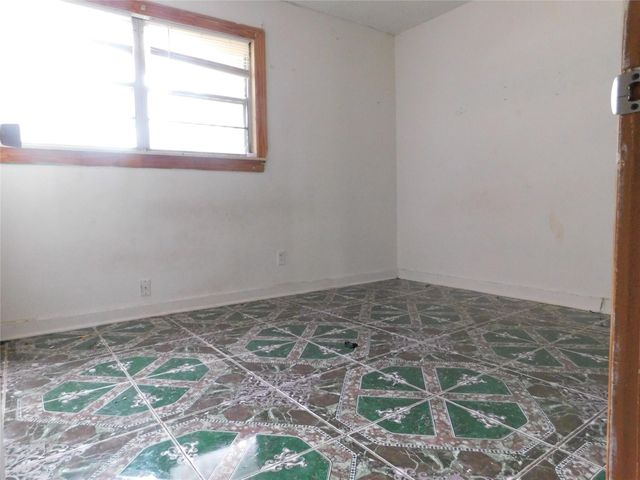 402 Cavalier Lane, Pasadena, TX 77502